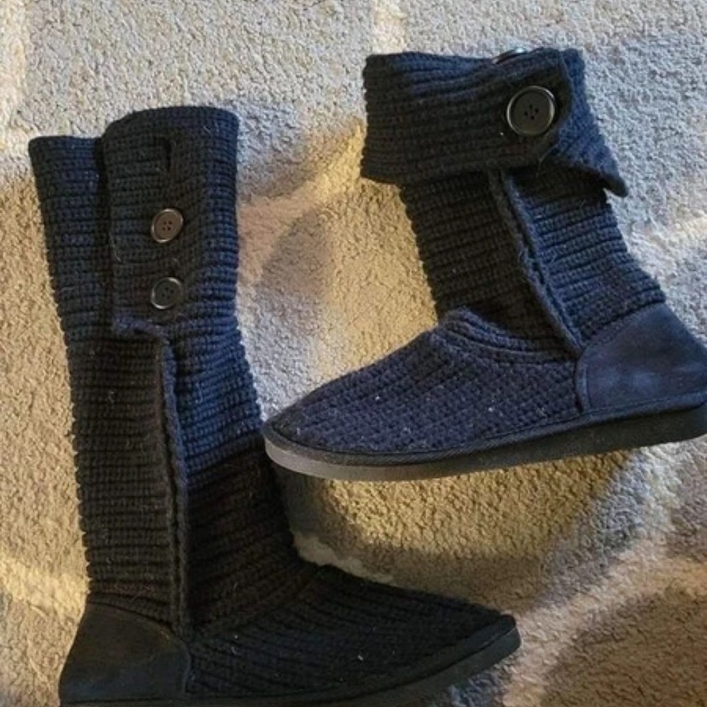 Women's Black Knit Button Winter Boots